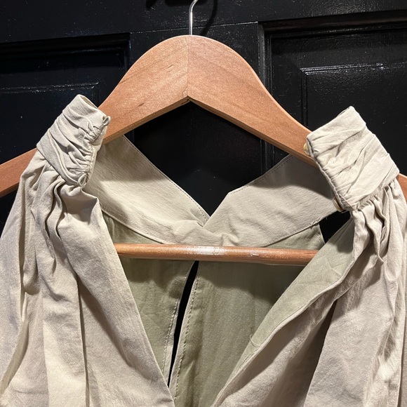 Zara sage green/beige sleeveless top size medium - Picture 5 of 5